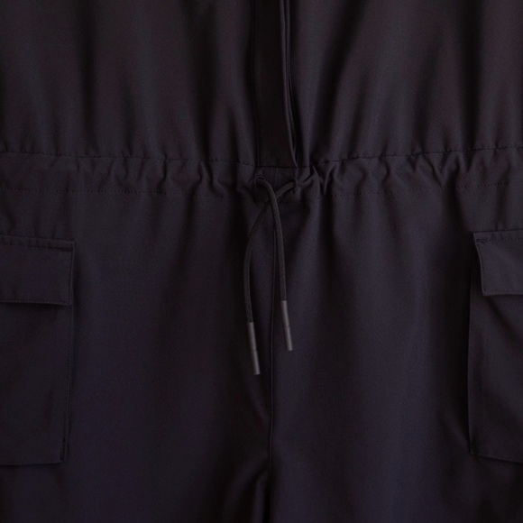 Athleta Sutton Romper Black Size 4 Tie Waist Lightweight Travel One Piece - Picture 4 of 5